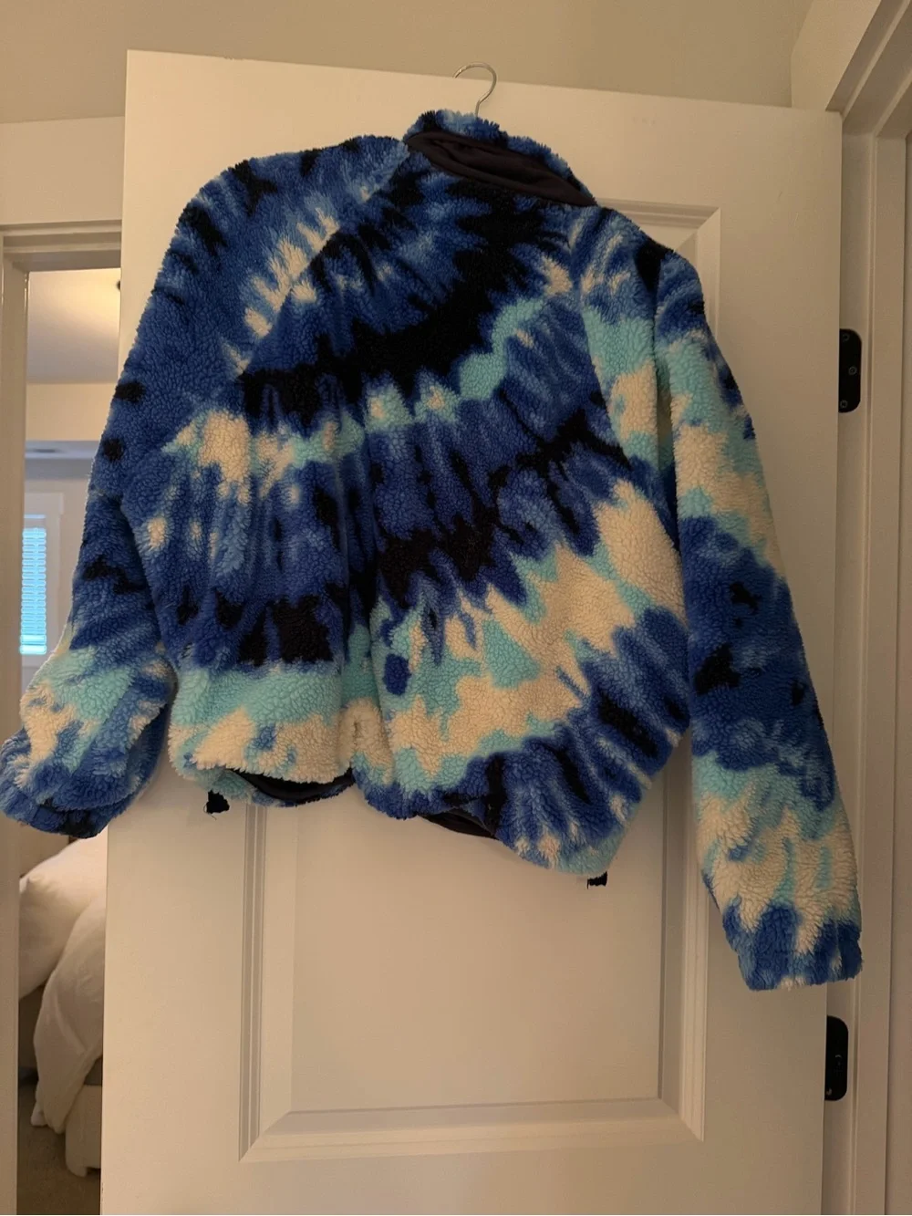 Tie-Dye Sherpa Pullover Jacket - Blue hit the slopes rocky ridge mountain high